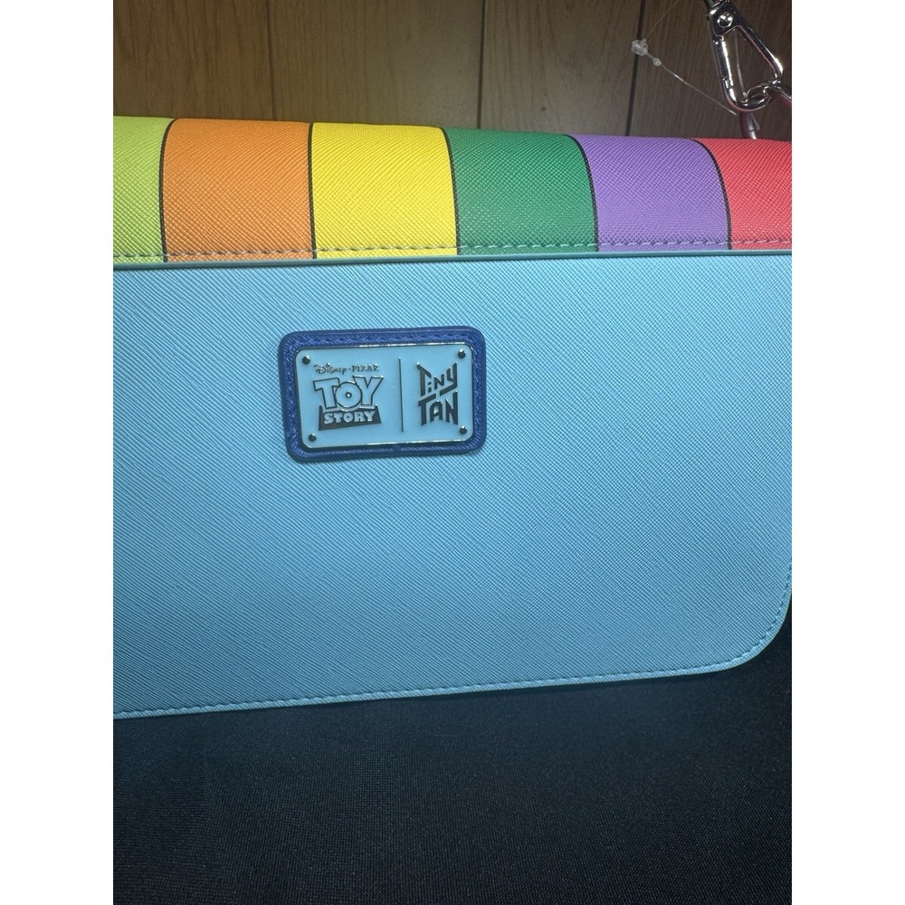 Loungefly Disney TOY STORY Crossbody Bag Tiny Tan - Picture 5 of 9